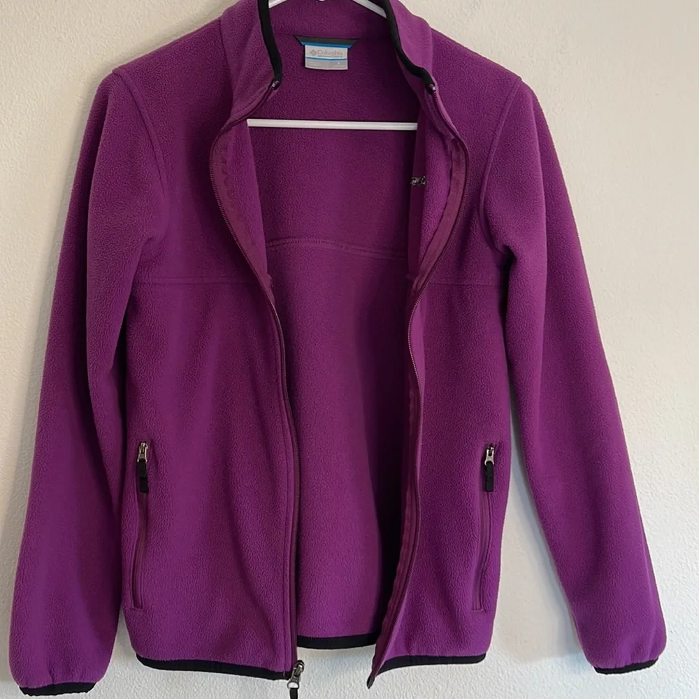 Columbia zip up fleece jacket L